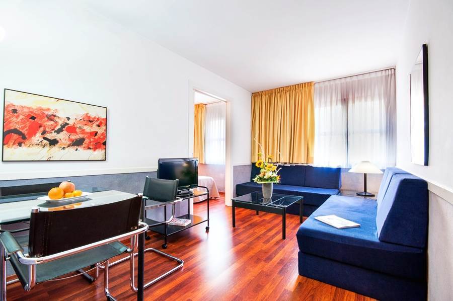 Apartamentos Descartes 바르셀로나 외부 사진